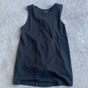 DYI tie back tank in black sz small
